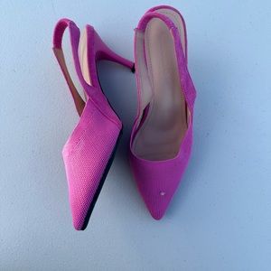 Pink heels